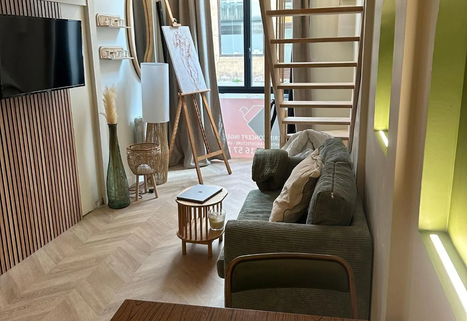 Le Nid Suspendu Apartment Lyon France