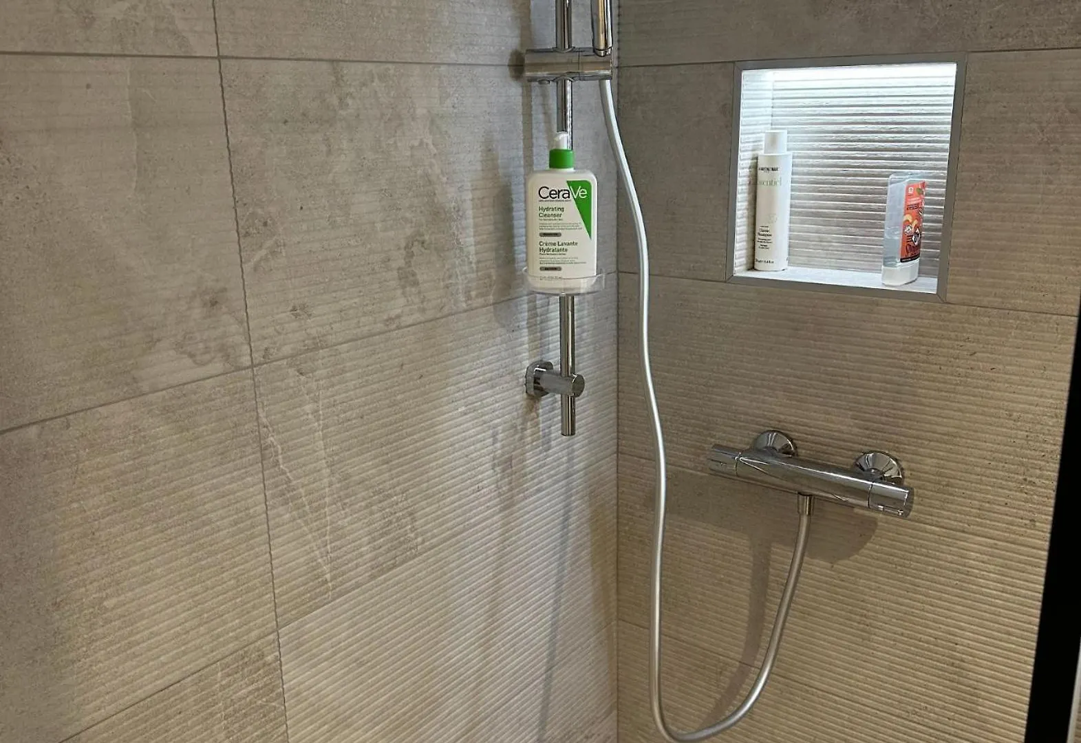 Le Nid Suspendu Apartment Lyon