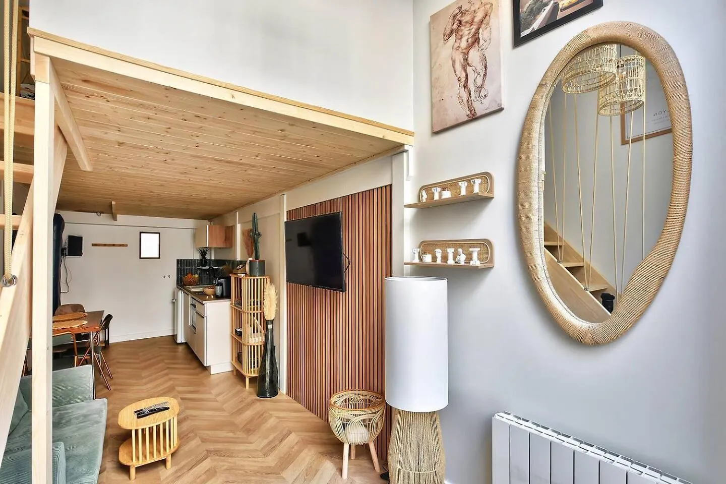 Le Nid Suspendu Apartment Lyon France